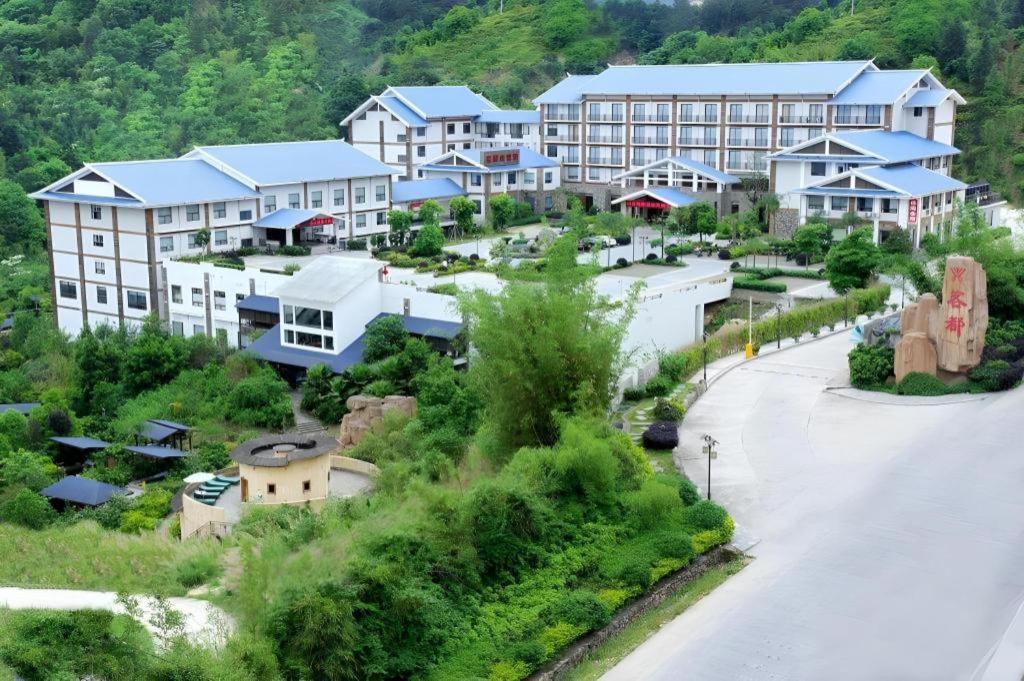 Longyan Capital International Hot Spring Resort Yongding Exterior photo