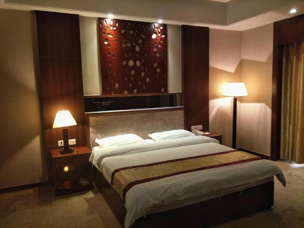 Longyan Capital International Hot Spring Resort Yongding Exterior photo