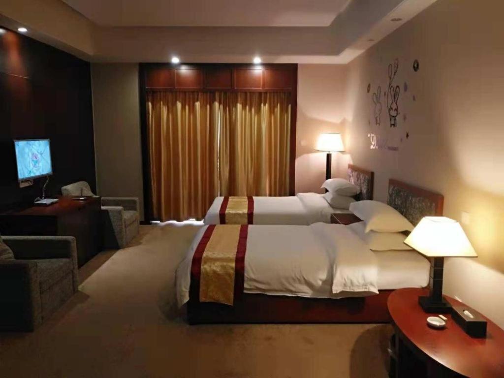 Longyan Capital International Hot Spring Resort Yongding Exterior photo